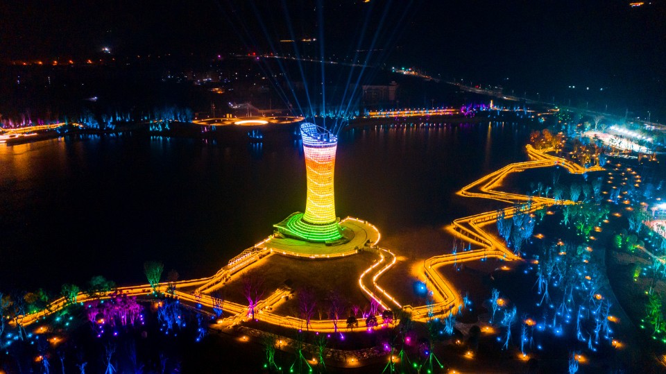来宝沱公园夜景图_resized