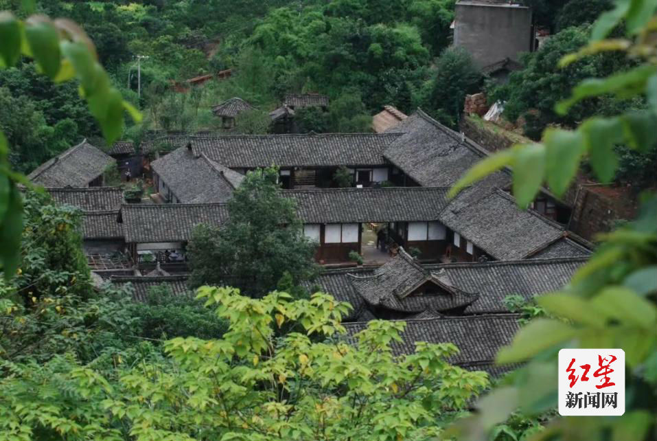 贺麟故居