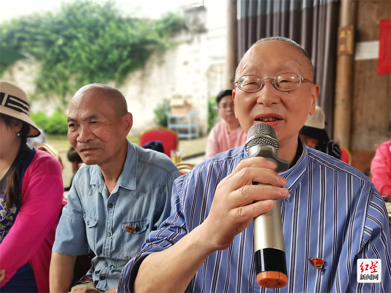 81岁高龄老党员刘君才