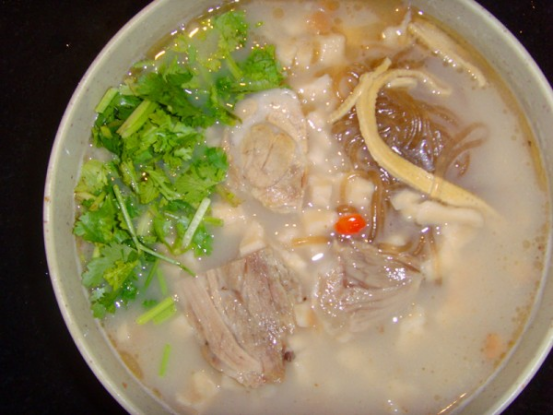 井研马踏羊肉汤。图片来源网友投稿