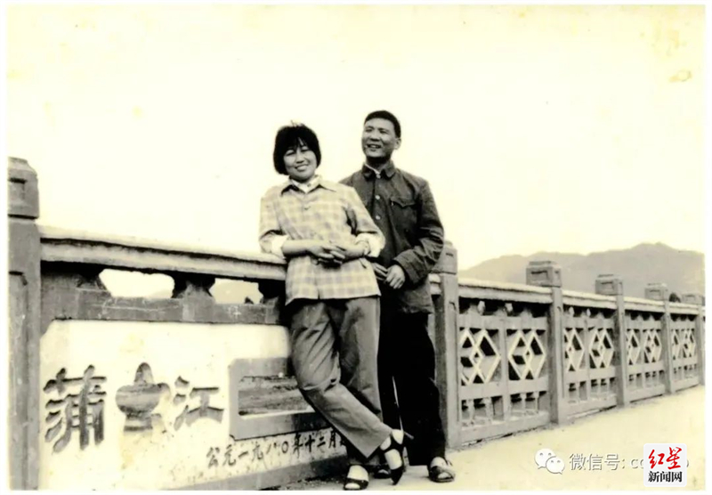 蒲江大桥留念老照片