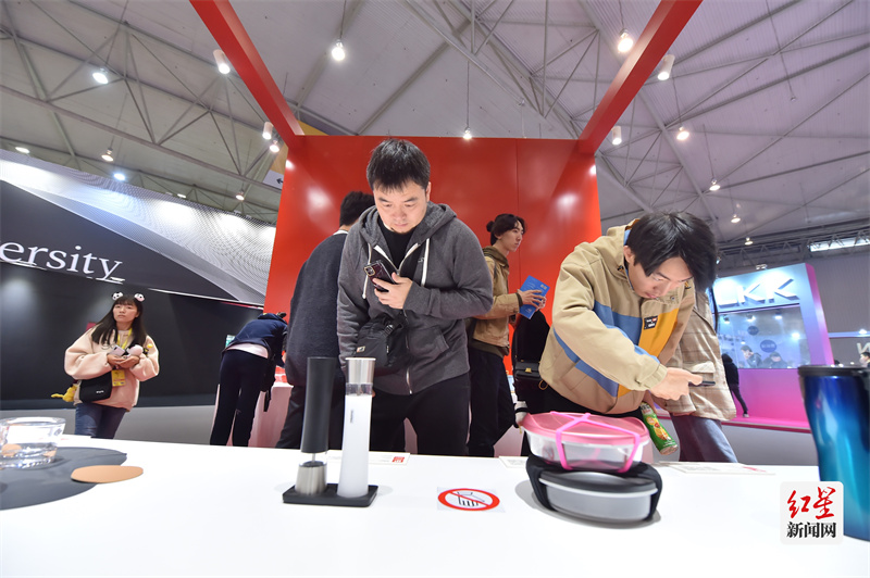 往届创意周现场_3_