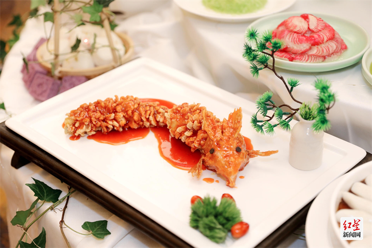 51EDB949-FE55-4E58-A681-7F191C04644A