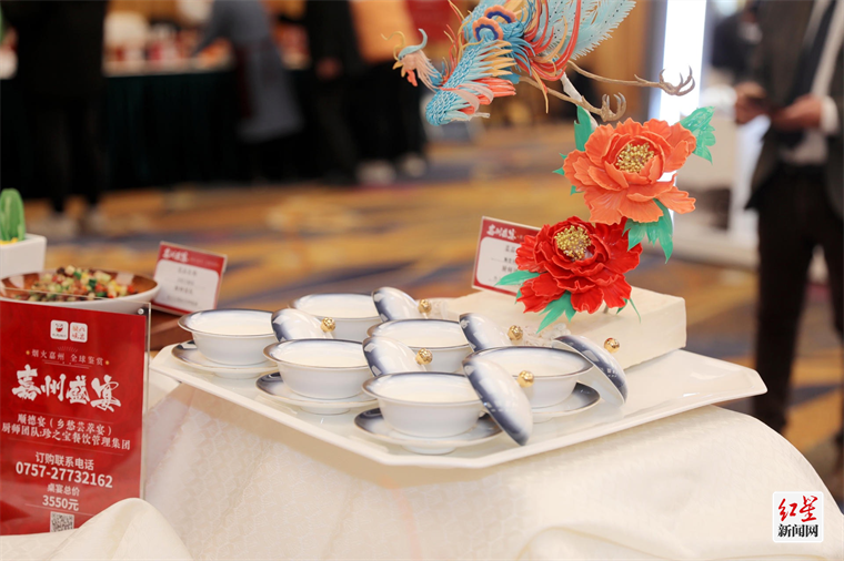 BEF13F29-4733-47BC-86BB-DB36919E6716