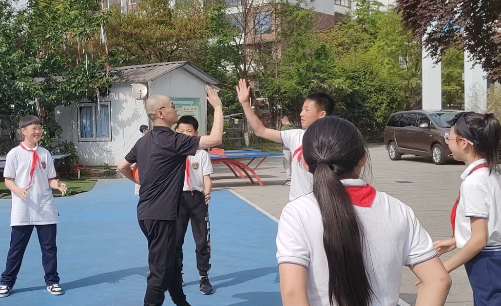 4
