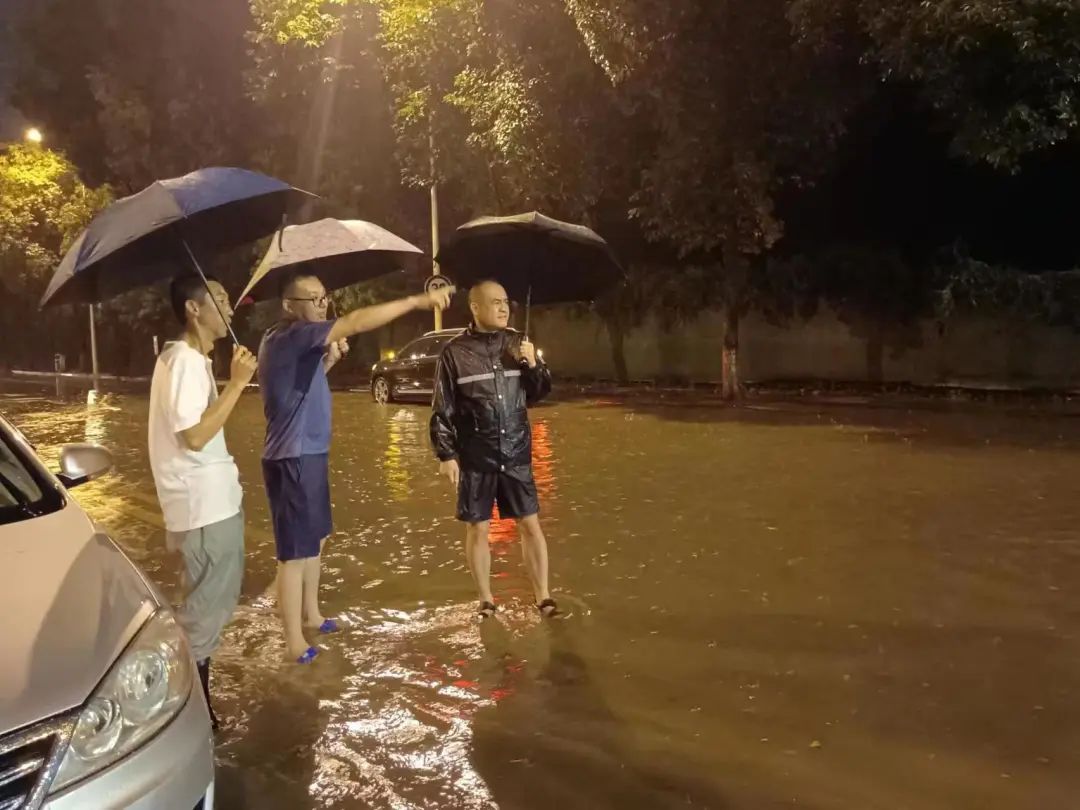 温江暴雨