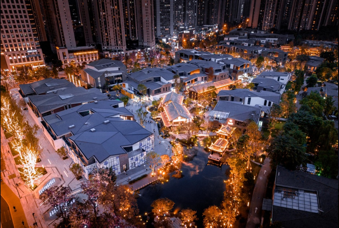 成都夜间经济+首店经济正成为拉动经济的“新引擎”