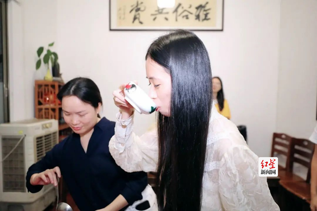 探秘中国“魔水”、打卡“西甲”文创、挑战“液体榴莲”……走进佛山，这样安排！2254