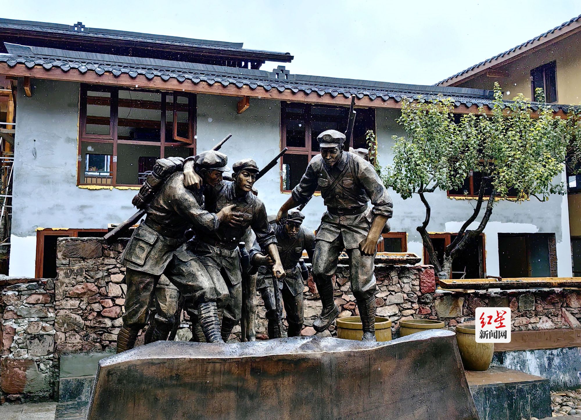 红色主题特色村镇