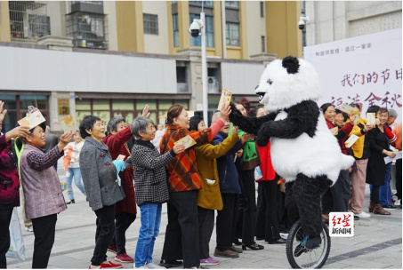 温江区永宁街道：“青丝”伴“银发”，构筑晚年“幸福圈”299