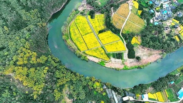 成都市邛崃市大同镇钟山社区水美乡村建设