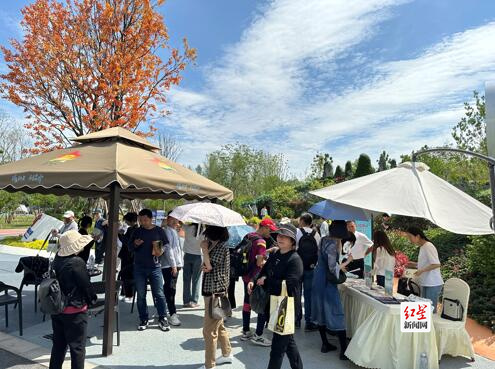 第十二届四川光雾山杜鹃花节履行活动在成皆世园会现场举行172