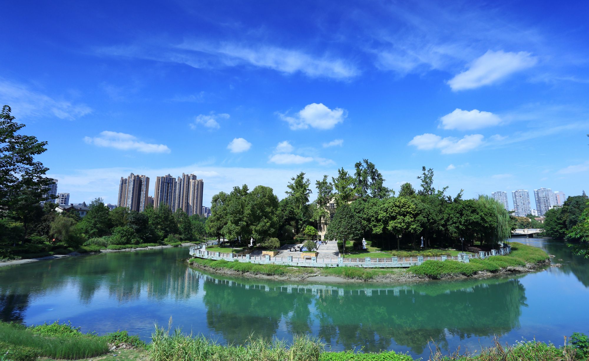 江安河温江燎原社区段美景