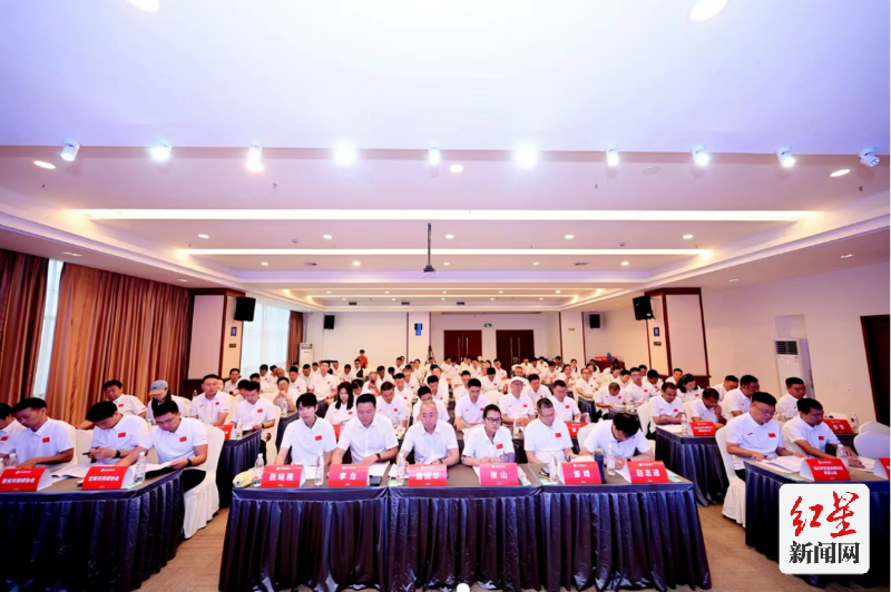 协会新一届领导班子成立后，将充分发挥协会作为社团组织的功能。积极探索排球协会社会化运营模式，增强我省排球运动发展的生机和活力。