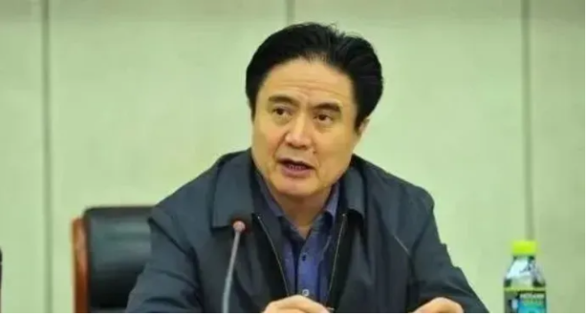 罗保铭
