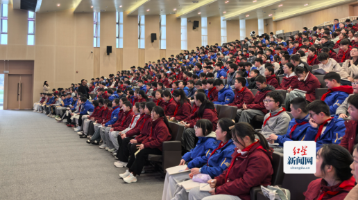 语文还能这么学？“明师”崔俊杰在香山中学教学生“想”出好作文792