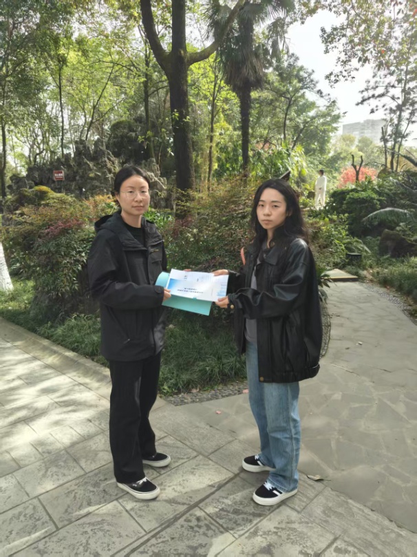 ▲水务宣传进社区（图源：青羊区河长办）1