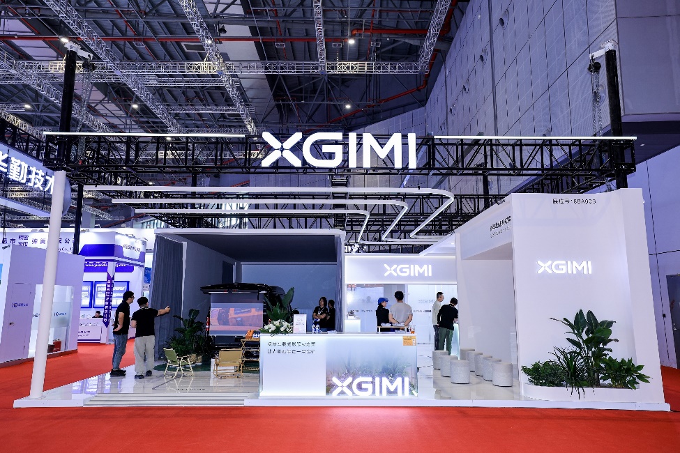 图为极米上海国际车展展台