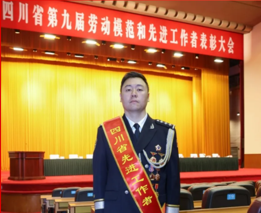 民警1