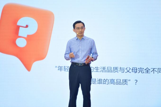 【理响中国】既当“讲者”又当“听者”，展现天真鲜美、充满力量的表面