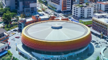 体育舞蹈赛事8月将在城北体育馆上演，场馆地板不换新、地胶很便宜～