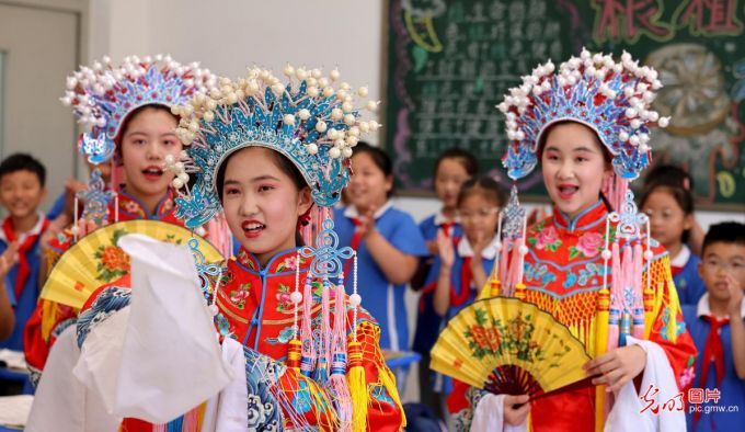 【文化和自然遗产日】非遗薪火代代传 匠心接力续华章