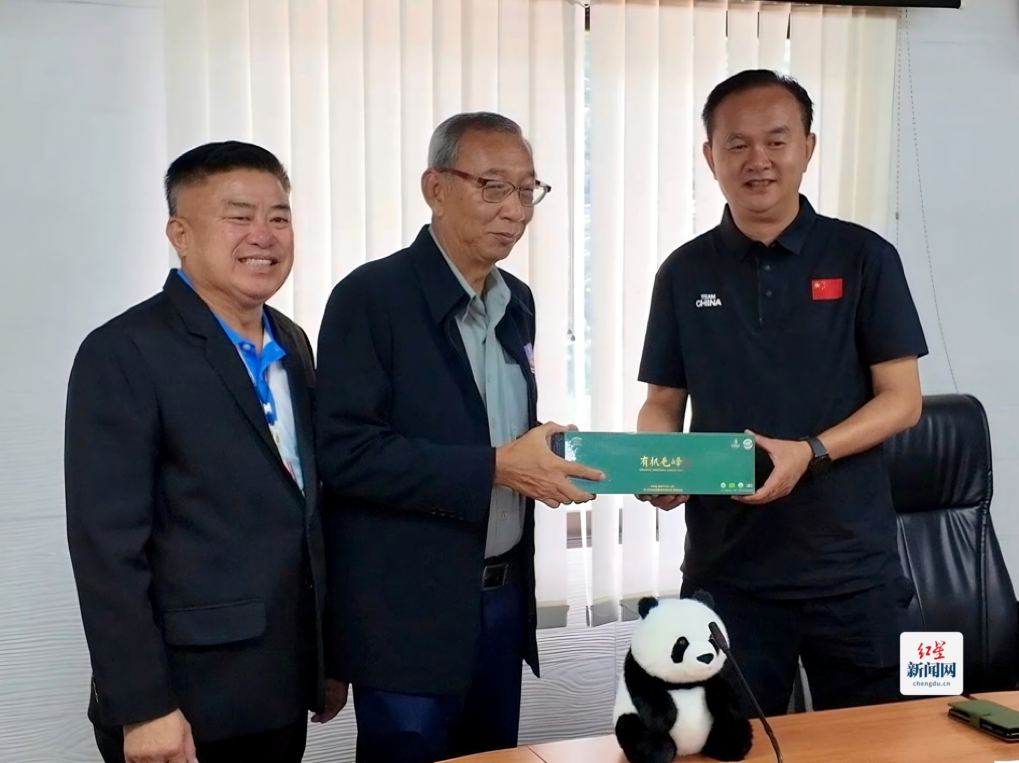 b885b589e7c1b50c2c438c57a093ce2c