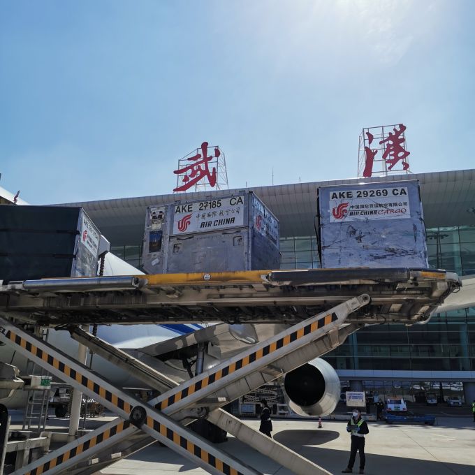 进出港武汉机场需出示"绿码"