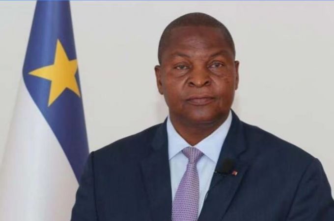 中非共和国总统图瓦德拉值此中国农历新年之际,图瓦德拉总统谨代表