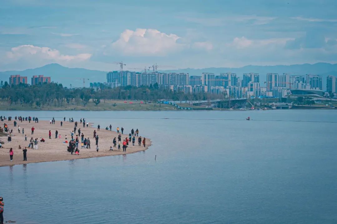 天府新区兴隆湖公园图片