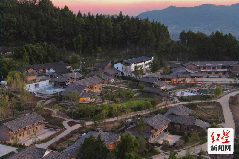 平昌创天府旅游名县丨驷马水乡父亲的村庄走出乡村振兴新路