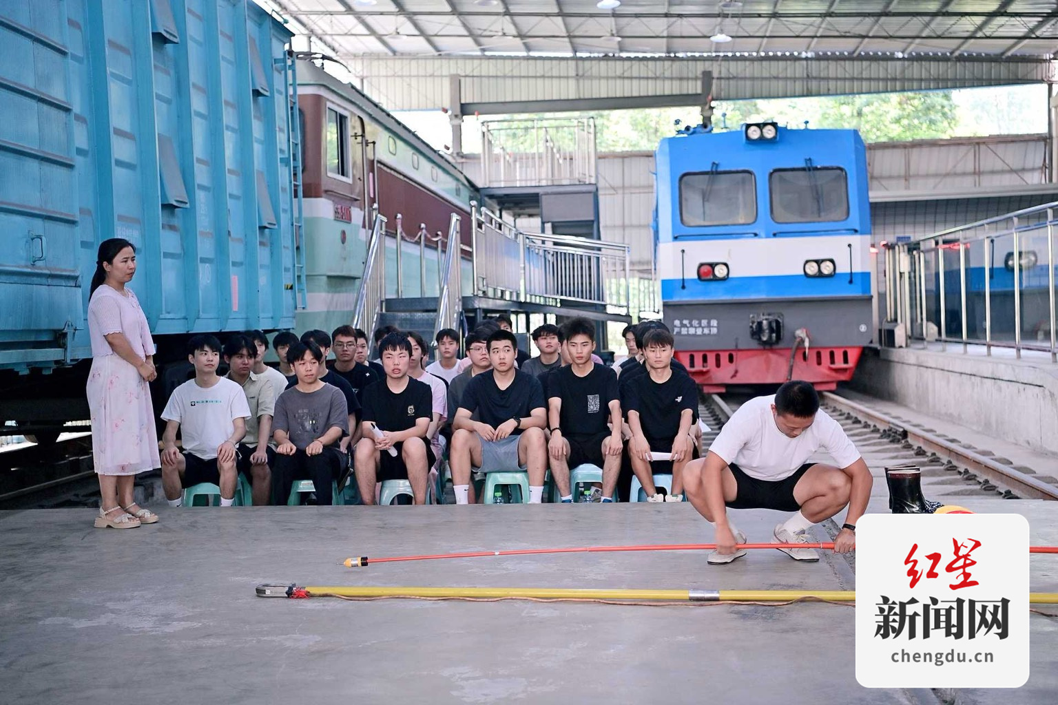 重庆 打造一批工匠学院 助力产业工人由工升匠